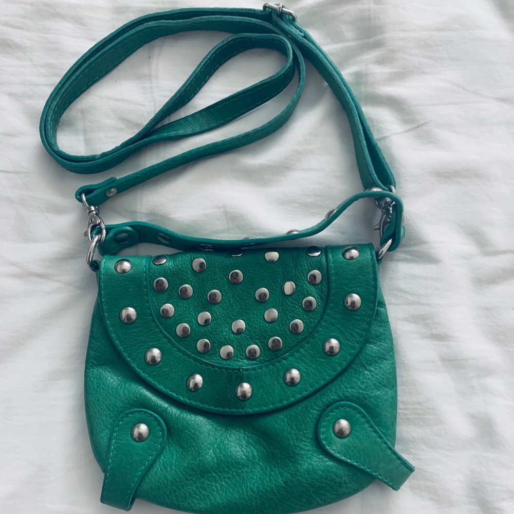 MAURIZIO TAIUTI GREEN LEATHER STUDDED CROSSBODY